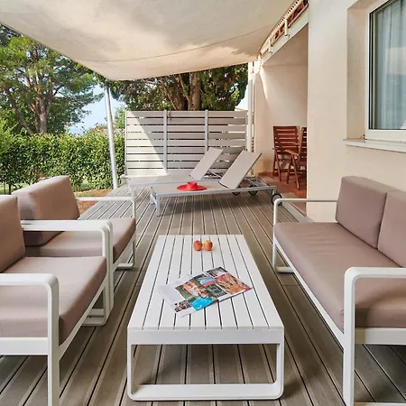 Bellevue Plava Laguna Apartment *